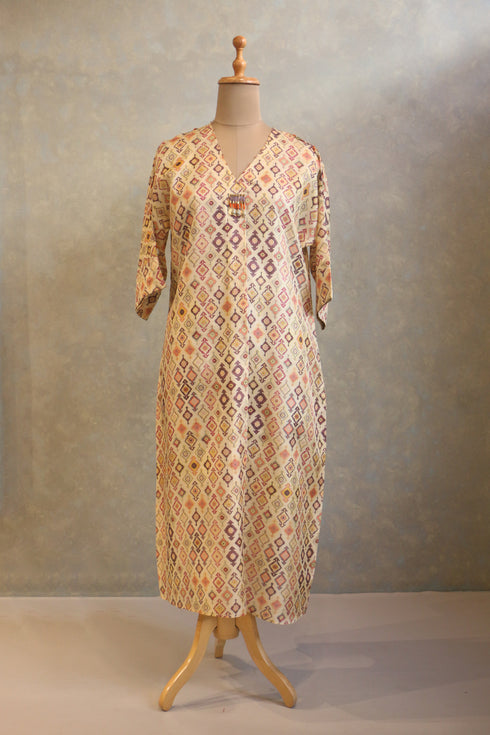 Lightly Embellished Neck Tunic